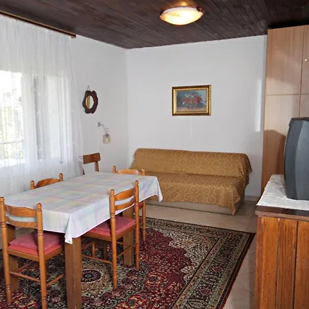 Apartment Krk 5318a Krk Town